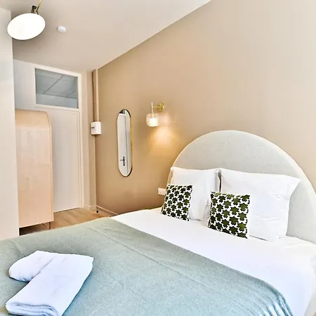 Cozy Air-conditioned For Comfort & Quiet